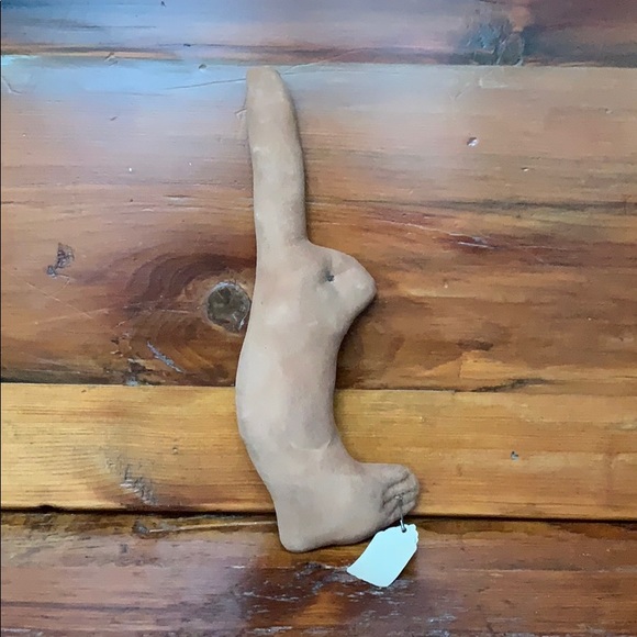 🥕 Handmade Primitive Brown Rabbit - Picture 3 of 6